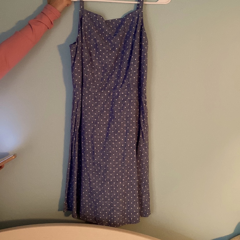 Old Navy light blue polka dot dress. Size Medium